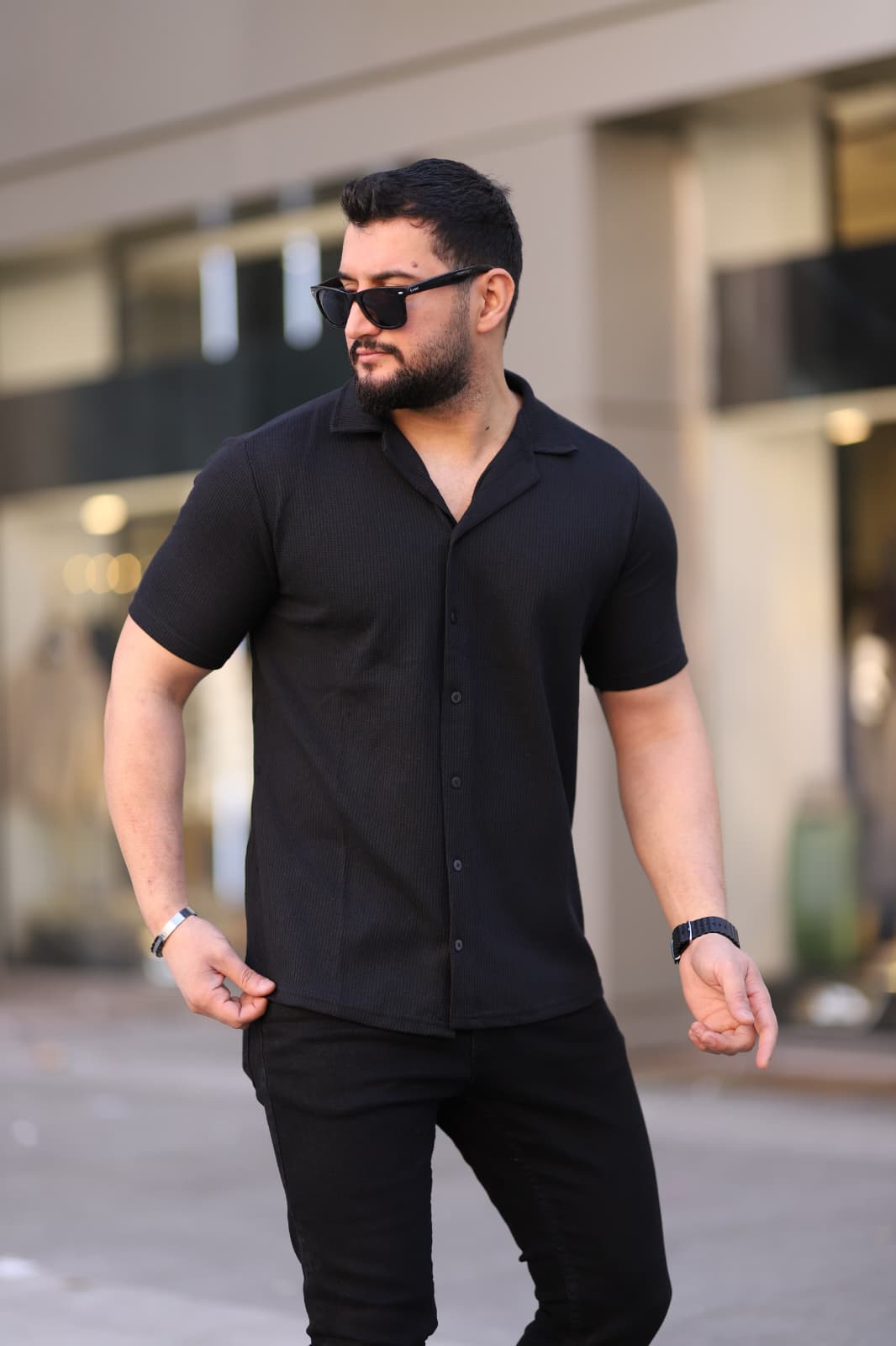 SİYAH